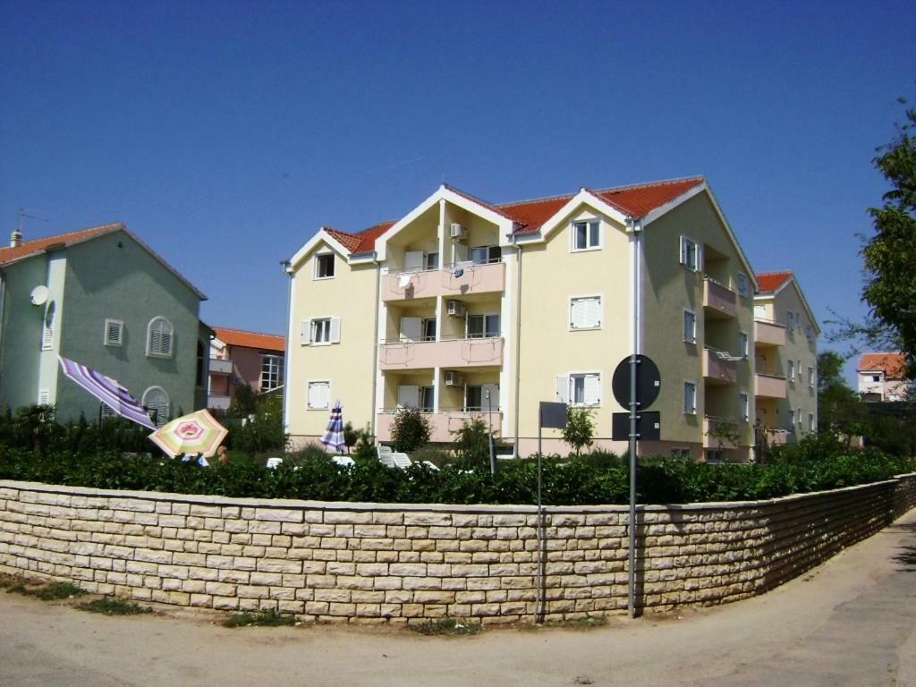 Dalmacia Apartments ซรีมา ภายนอก รูปภาพ